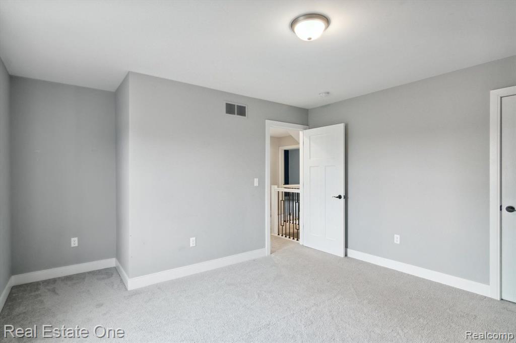 603 BRAXWOOD Place, Milford, MI 48381 — Photo 41