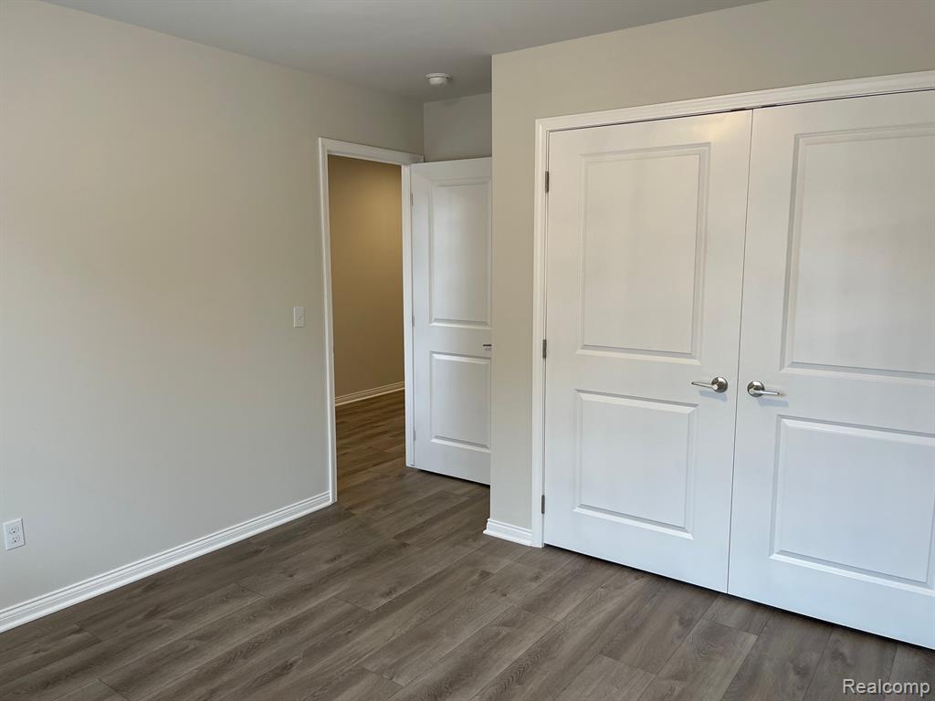 4156 SECLUDED PINES DR, Sterling Heights, MI 48314 — Photo 28