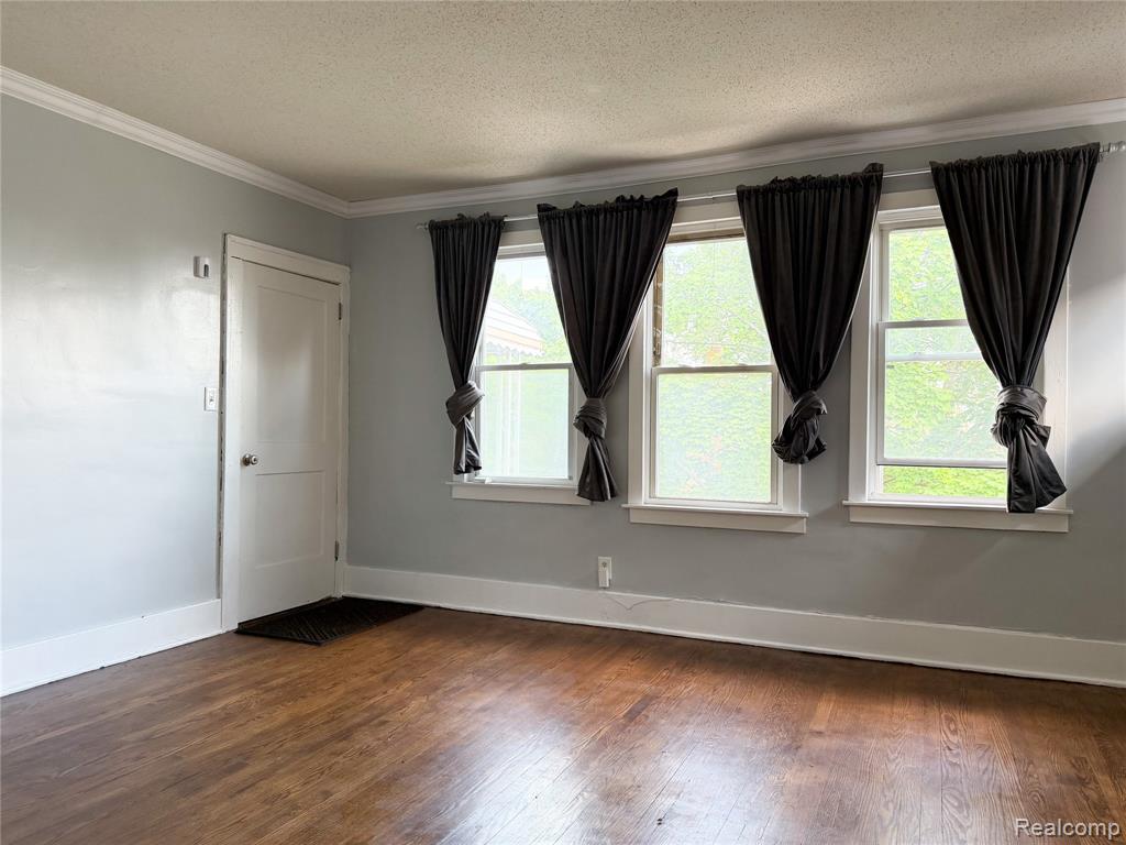 2710 Clements Street, Detroit, MI 48238 — Photo 12