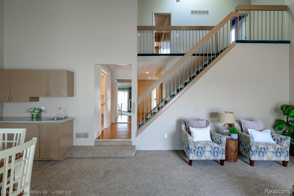 925 N Rosevere Avenue, Dearborn, MI 48128 — Photo 6