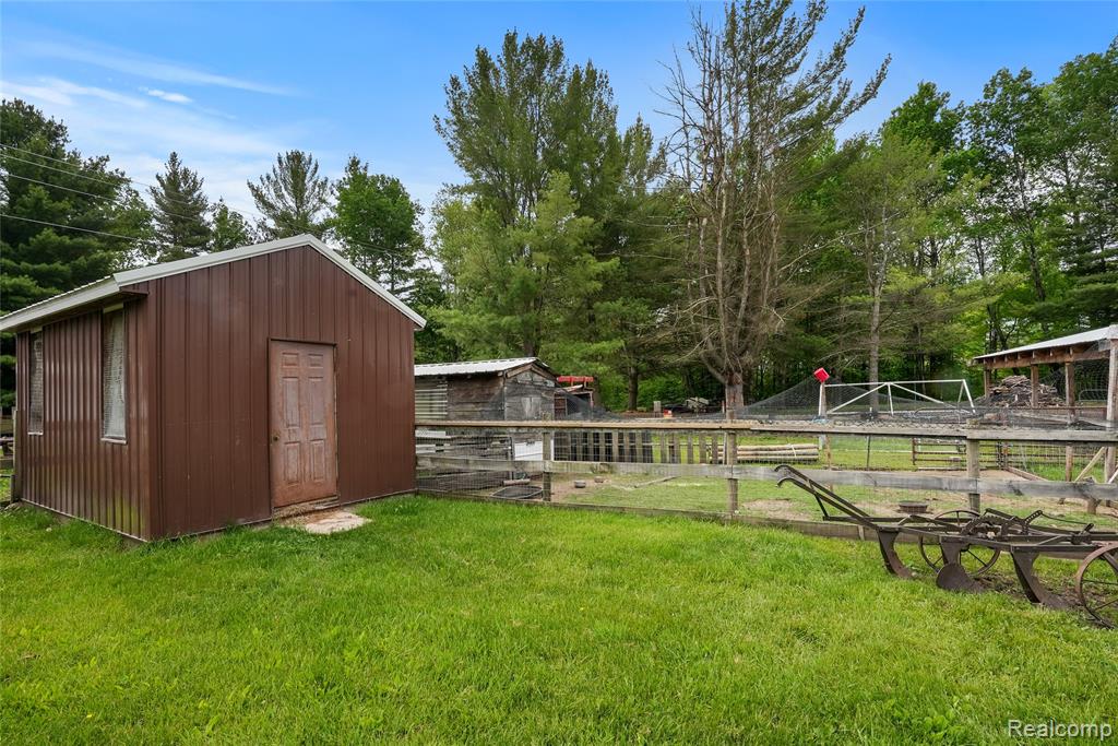 8875 N Lakola Road, Tustin, MI 49688 — Photo 80