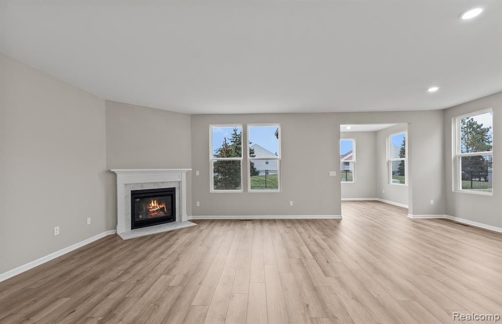 16104 Conifer Lane, Clinton Twp, MI 48038 — Photo 6