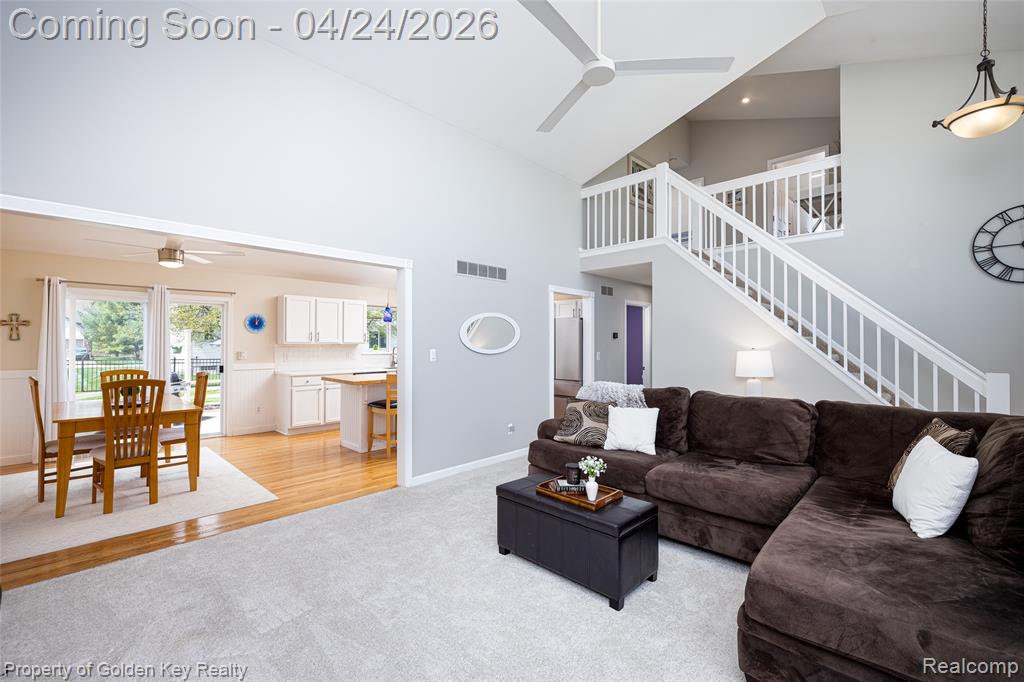 403 S Pine Creek Court, Waterford, MI 48327 — Photo 9