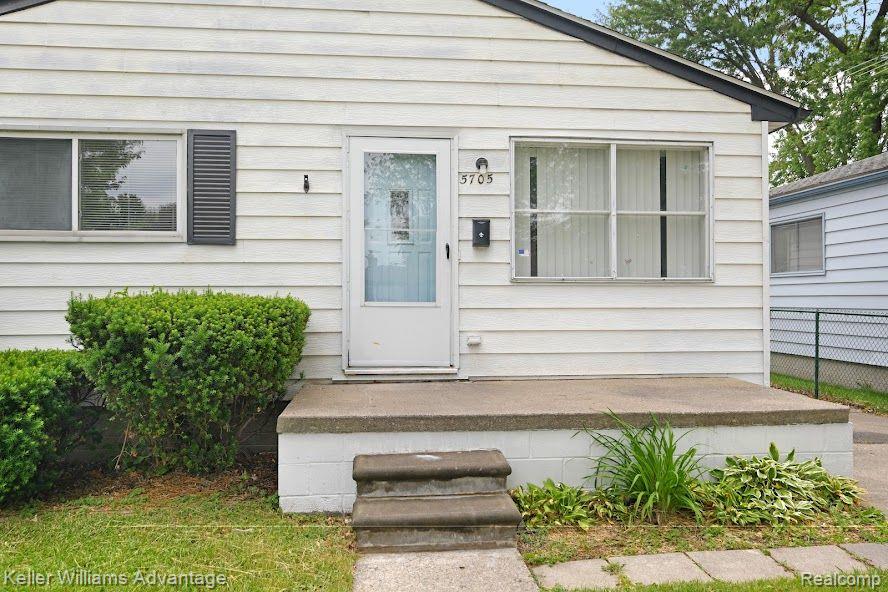 5705 DETROIT Street, Dearborn Heights, MI 48125 — Photo 23