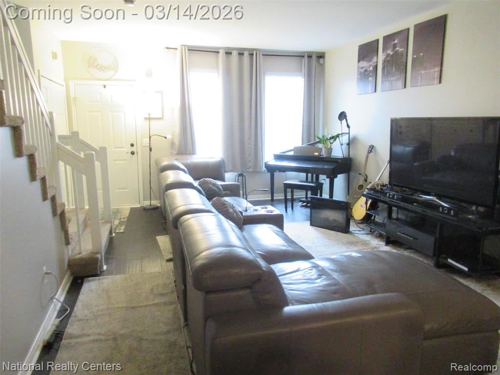 13107 St Ervin Street, 42, Detroit, MI 48205 — Photo 7