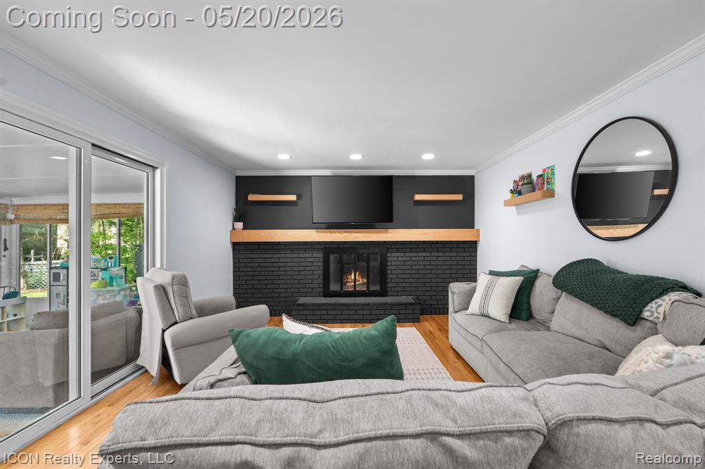 23516 Kim Drive, Clinton Twp, MI 48035 — Photo 15
