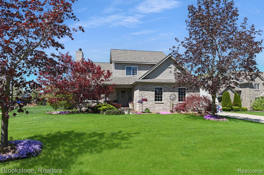 8344 DEER CREEK Court, Grand Blanc, MI 48439 — Photo 35