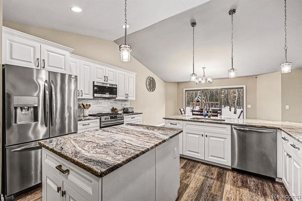 6303 High Road, Clay, MI 48001 — Photo 8
