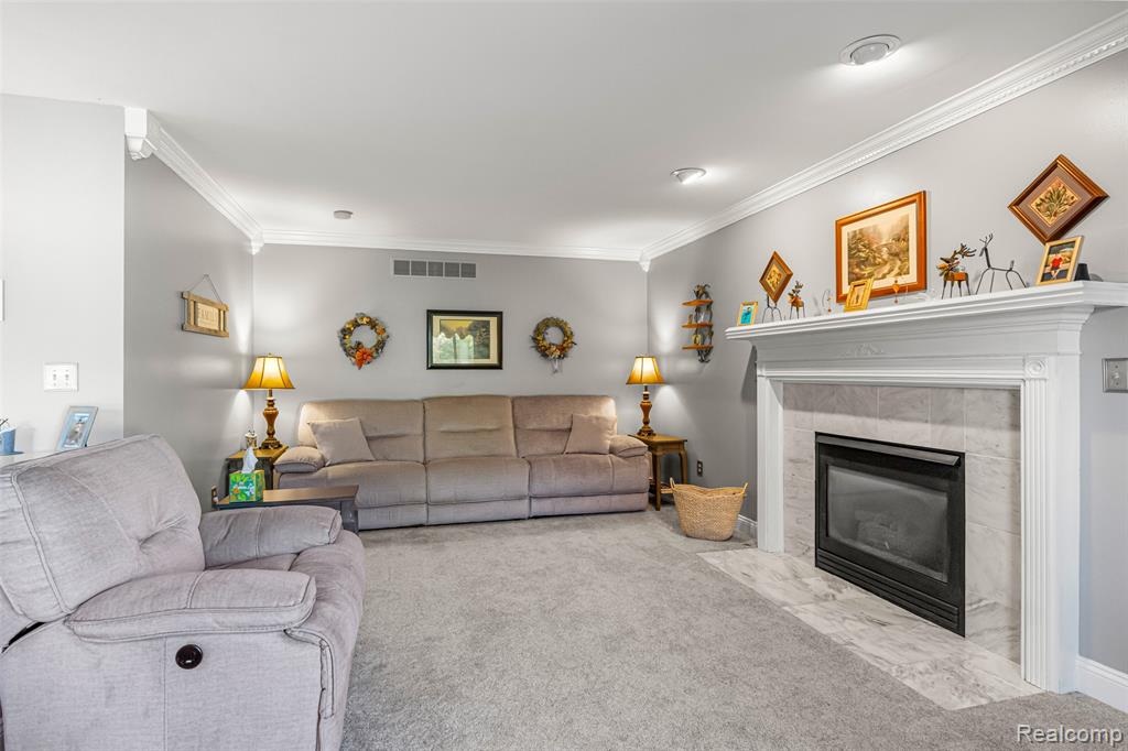 780 Saint Johns Boulevard, Lincoln Park, MI 48146 — Photo 17