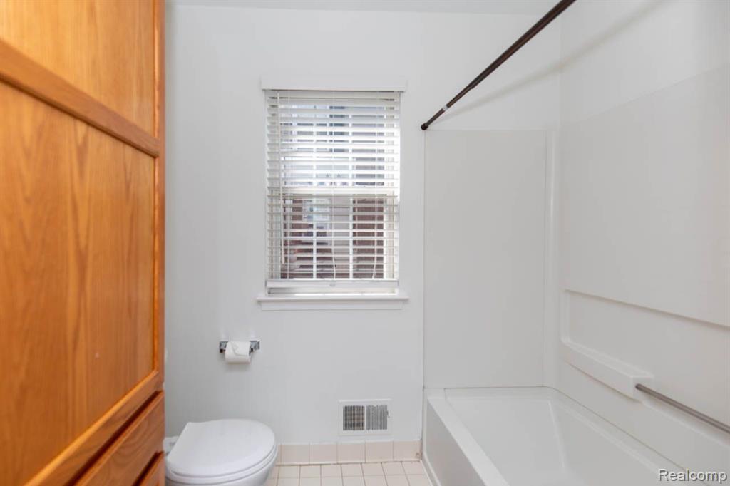370 CHERRY GROVE Road, Canton, MI 48188 — Photo 19