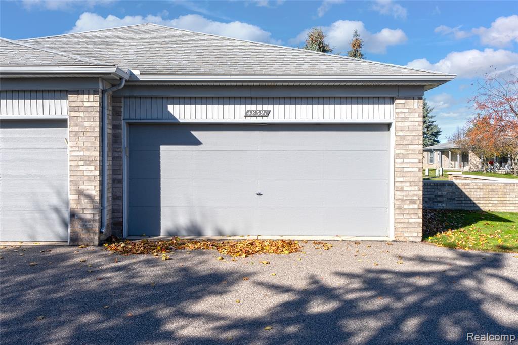 48391 Seawind Court, Shelby Twp, MI 48315 — Photo 29