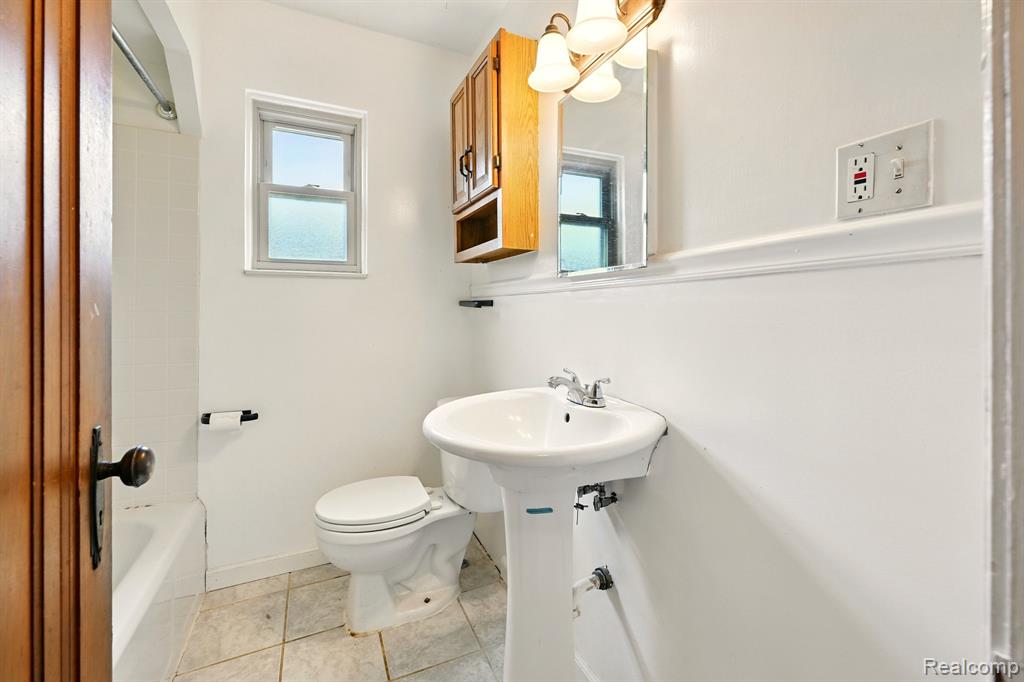 7132 Shenandoah Avenue, Allen Park, MI 48101 — Photo 22