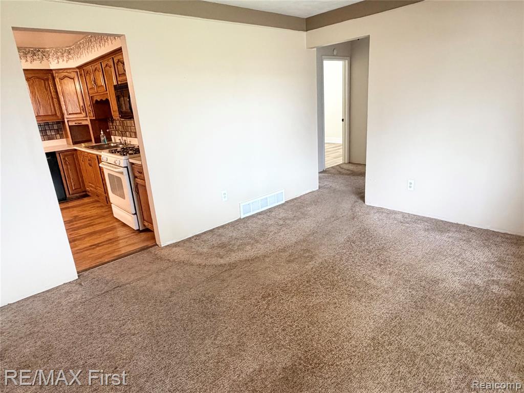25653 Palomino Drive, Warren, MI 48089 — Photo 6