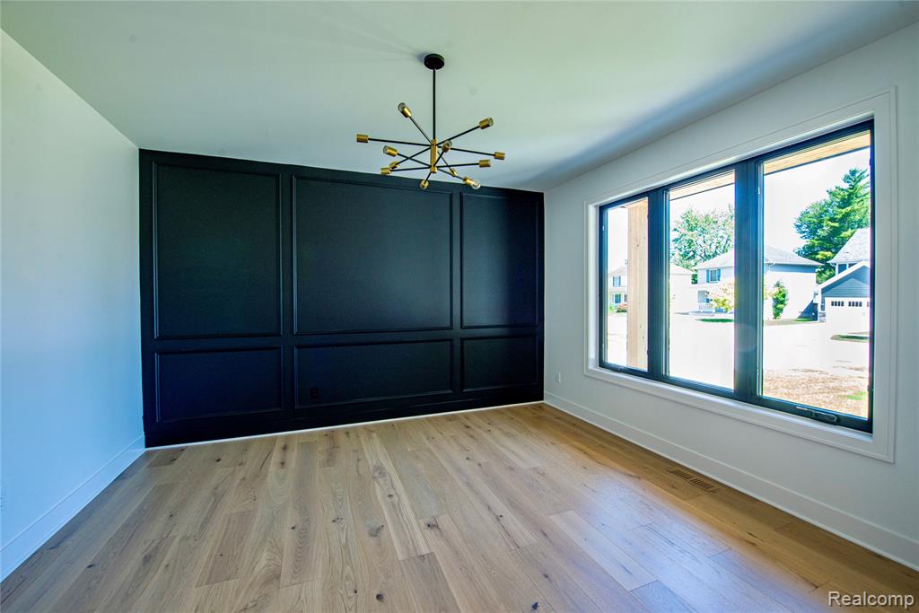 4101 Devon Road, Royal Oak, MI 48073 — Photo 16
