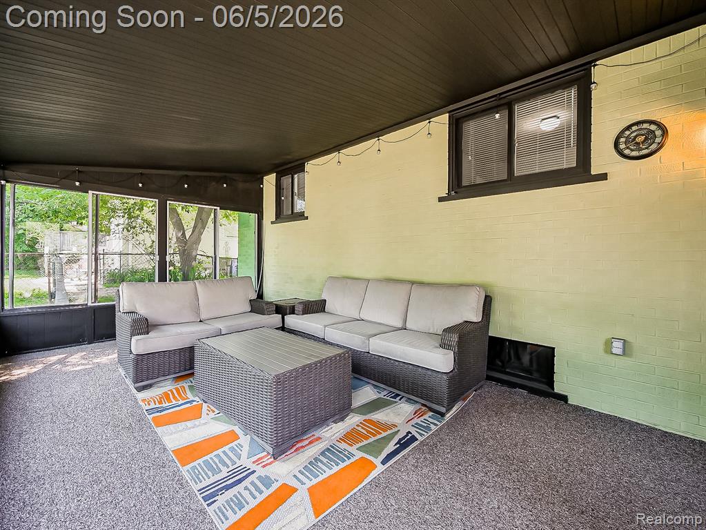 719 E Summit Street, Milford, MI 48381 — Photo 18