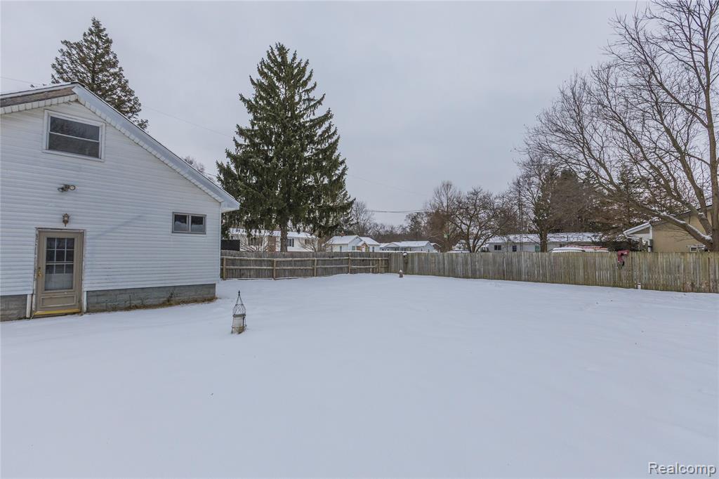11493 Dexter Street, Clio, MI 48420 — Photo 9