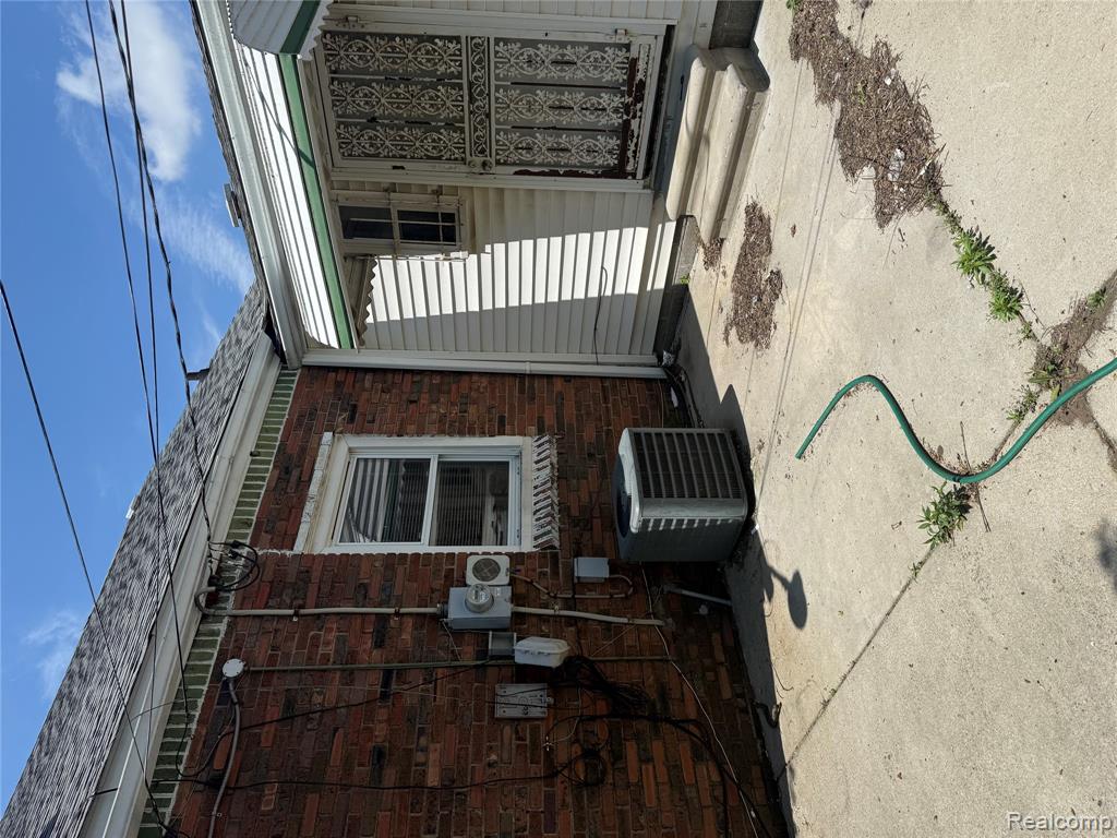 3339 S Liddesdale Street, Detroit, MI 48217 — Photo 7