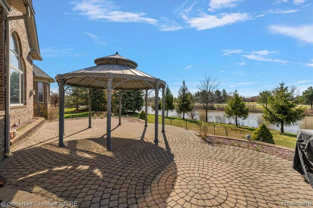 41194 MARKSWAY, Sterling Heights, MI 48314 — Photo 10