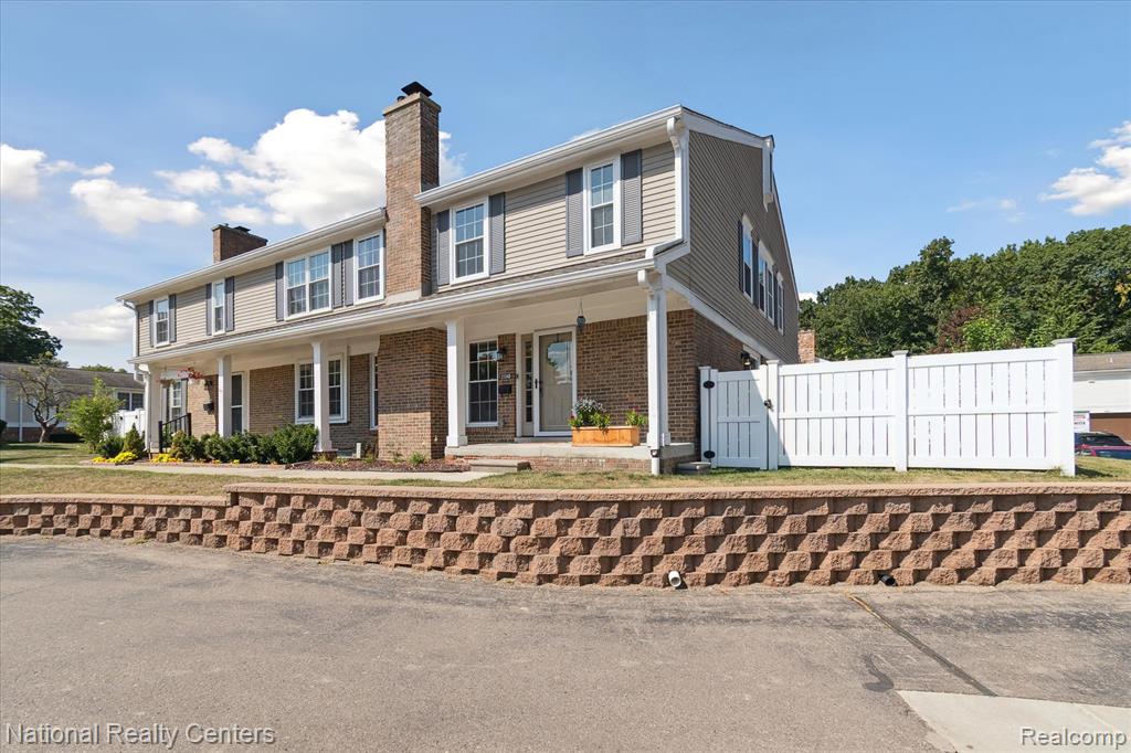 21348 E Glen Haven Circle, Novi, MI 48167 — Photo 3