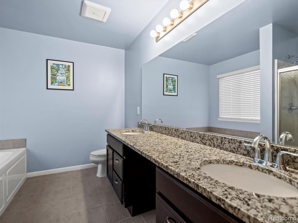 13521 S CUMBERLAND Drive, Van Buren, MI 48111 — Photo 20