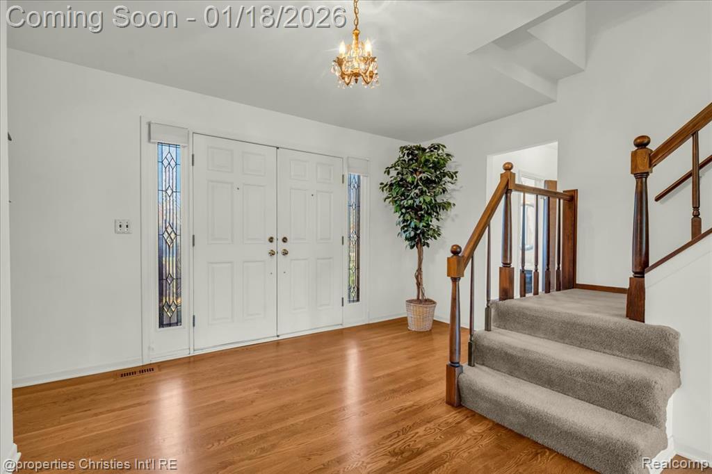 6260 Nicholas Drive, West Bloomfield, MI — Photo 3