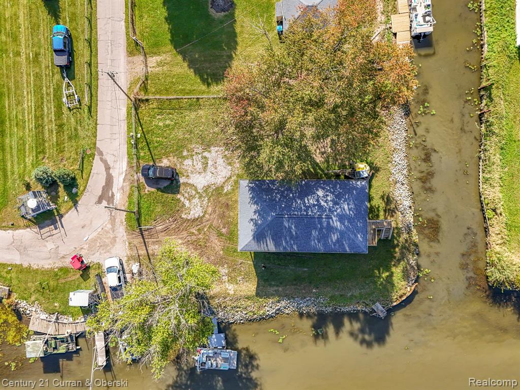 6809 Lakeshore Drive, Newport, MI 48166 — Photo 49