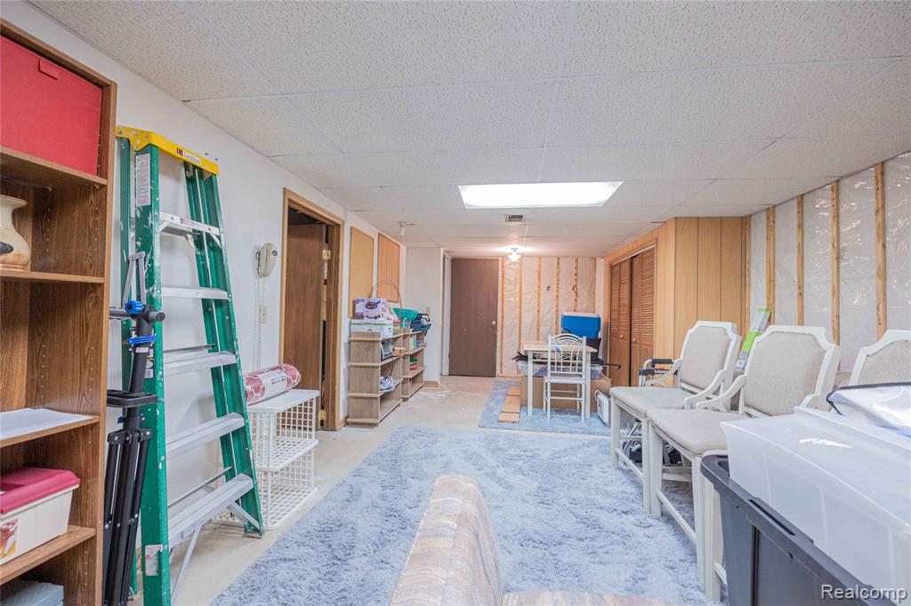 25298 Castlewood Drive, Woodhaven, MI 48183 — Photo 25