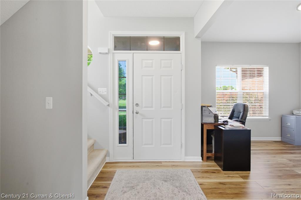 23537 Crescent Ridge Drive, New Boston, MI 48164 — Photo 5