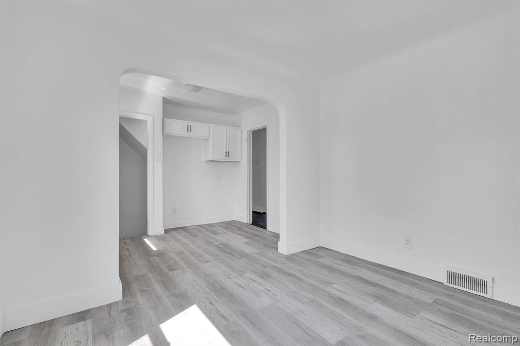 5903 Somerset Avenue, Detroit, MI 48224 — Photo 17