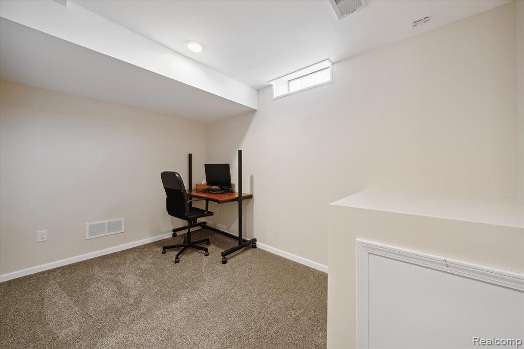 22270 QUAIL RUN Circle, 2, South Lyon, MI 48178 — Photo 38