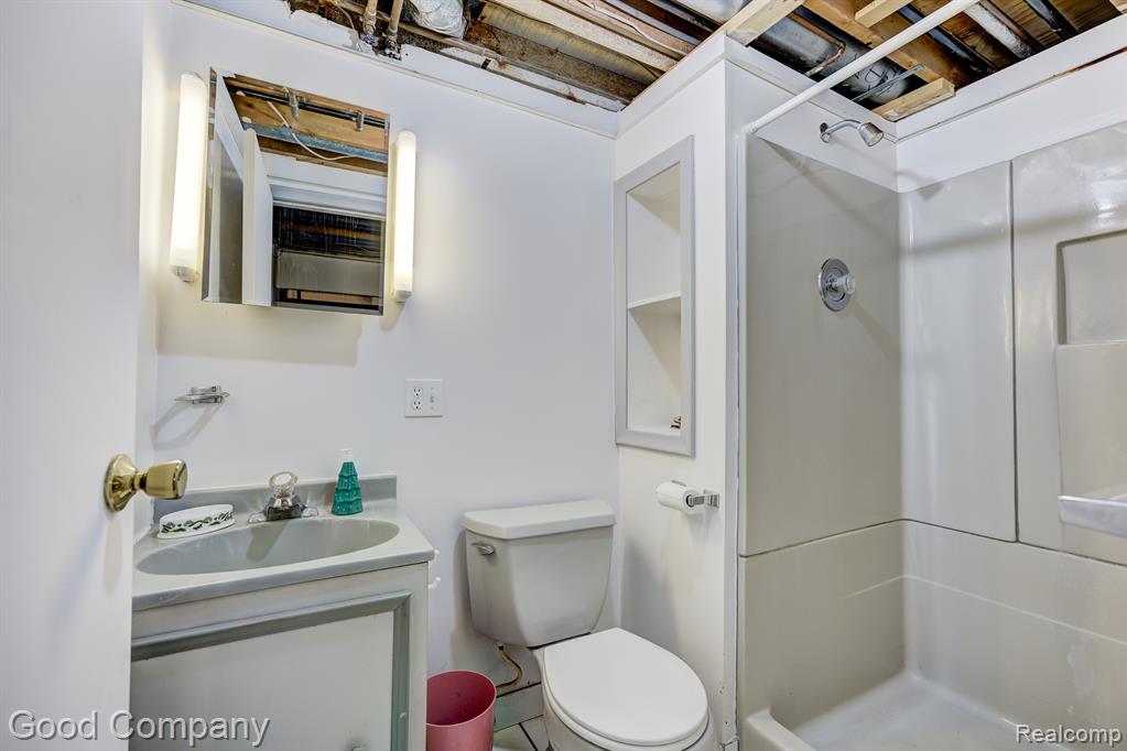 21208 E GLEN HAVEN Circle, Northville, MI 48167 — Photo 30
