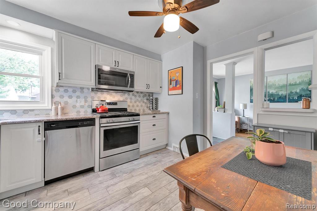 3979 Royal Avenue, Berkley, MI 48072 — Photo 10