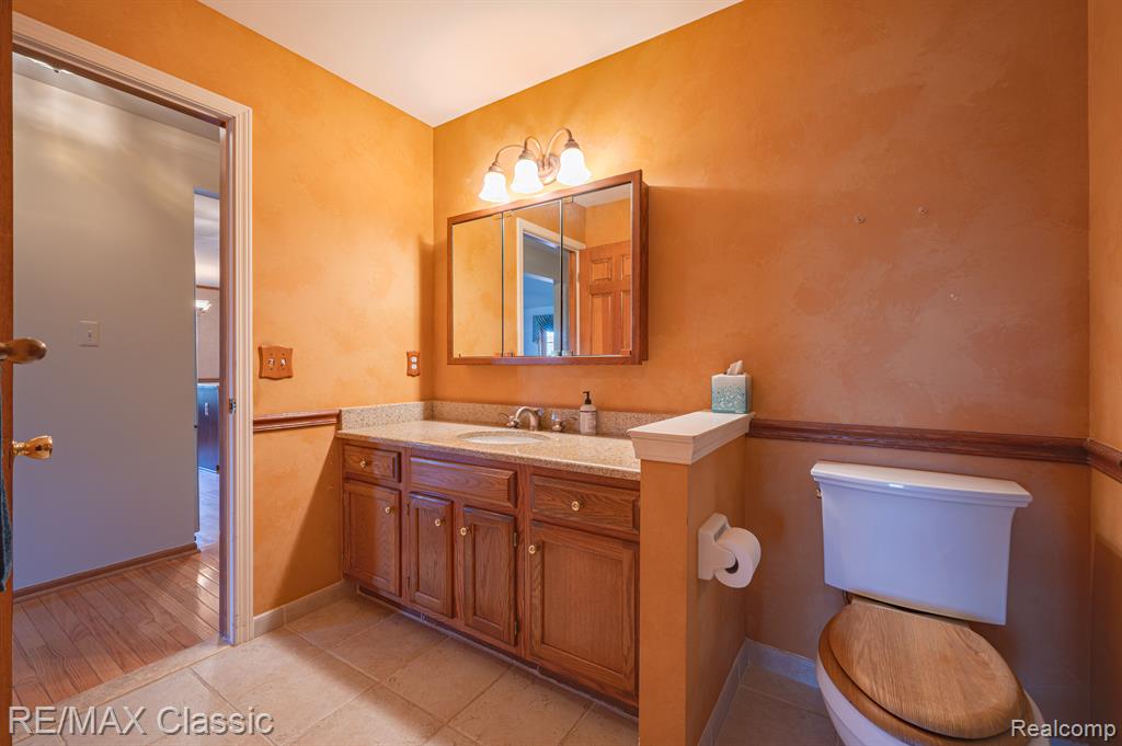 1049 ELMWOOD Drive, 13, Brighton, MI 48116 — Photo 24