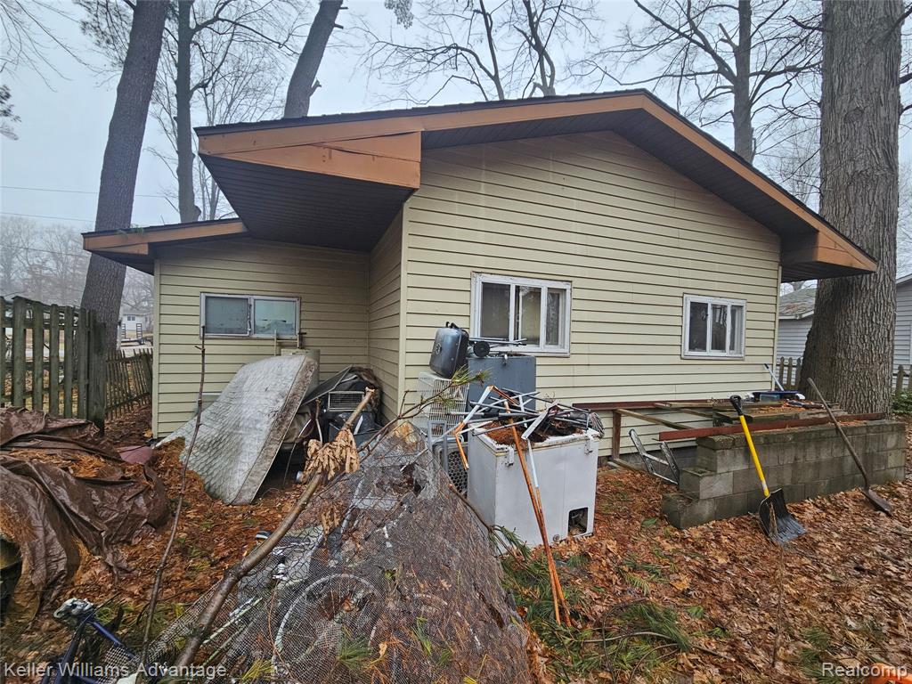 525 W Benway Road, Sanford, MI 48657 — Photo 29