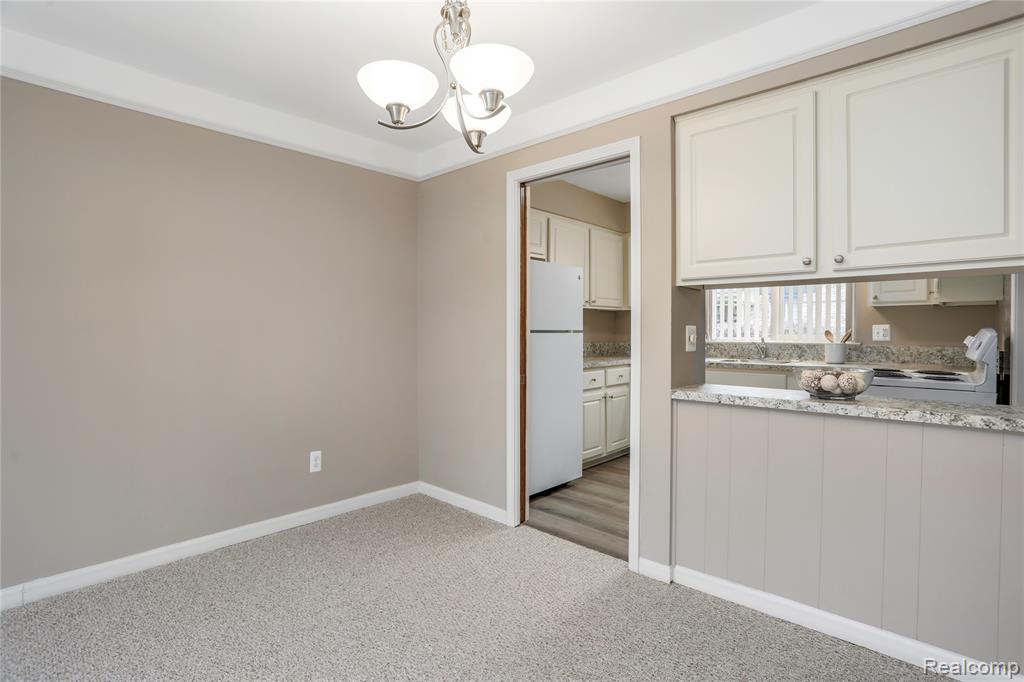 930 broadacre, Clawson, MI — Photo 6