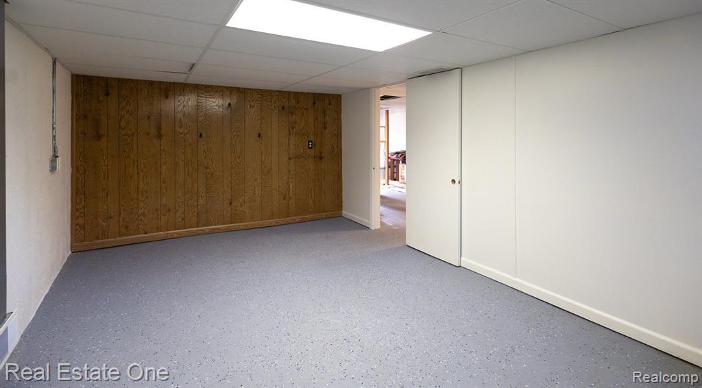1882 NEWPORTE CT, 242, Royal Oak, MI 48073 — Photo 20