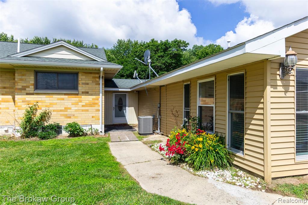 7272 N Lapeer Road, Fostoria, MI 48435 — Photo 39