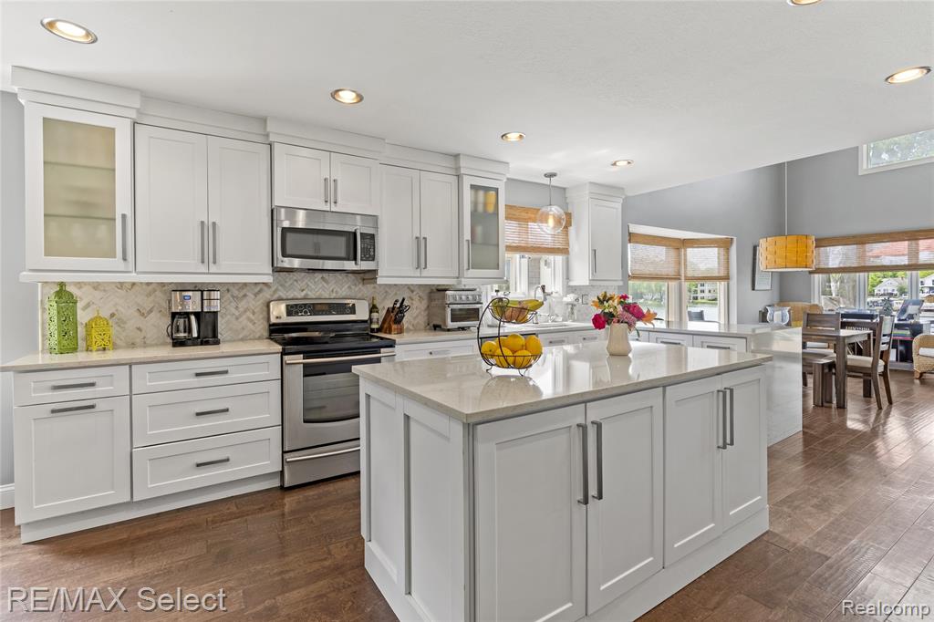 11476 Moffett Court, Fenton, MI 48430 — Photo 19