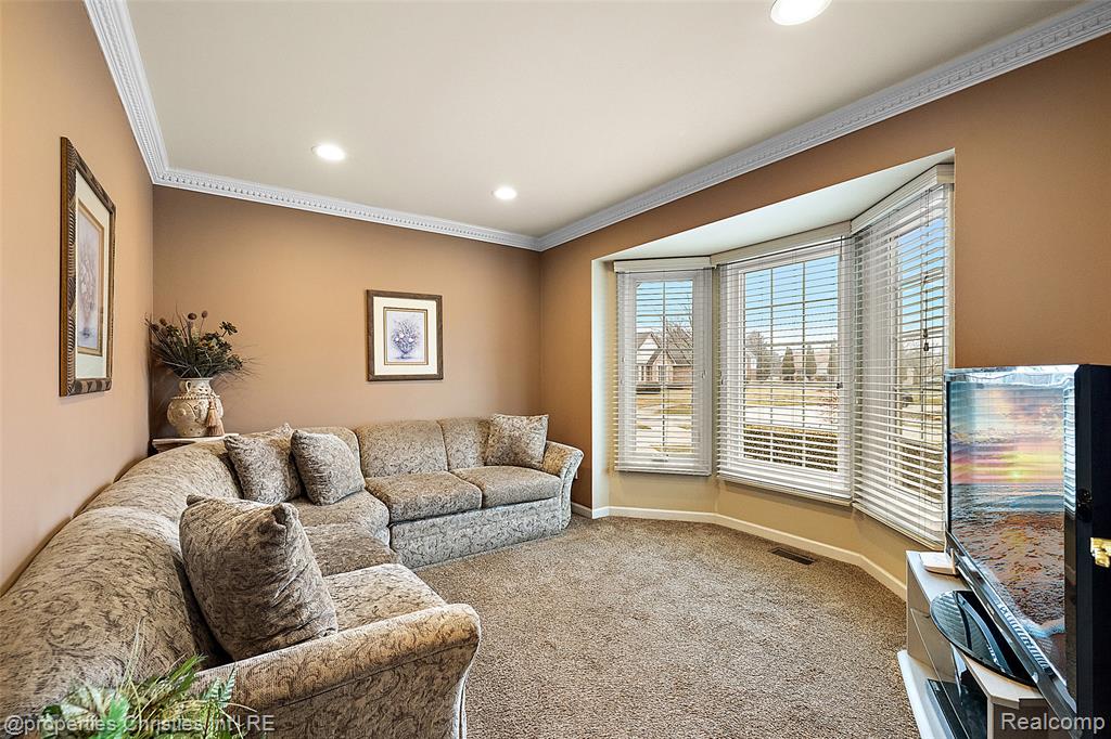 43159 La Bouquet Court, Sterling Heights, MI 48314 — Photo 39