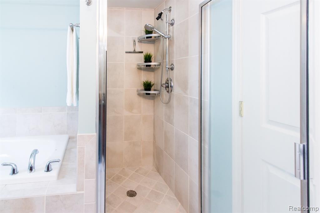 2605 Nadia Court, Ann Arbor, MI 48105 — Photo 48