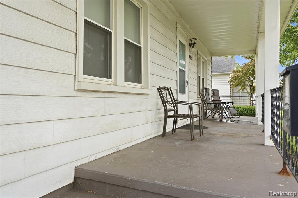 24248 Hayes Avenue, Eastpointe, MI 48021 — Photo 5