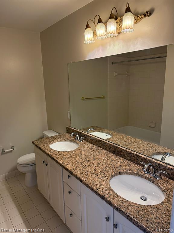 5709 HAMPSHIRE Lane, Ypsilanti, MI 48197 — Photo 14