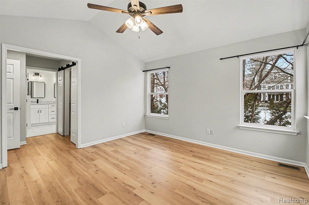 761 Milford Glen Court, Milford, MI 48381 — Photo 20