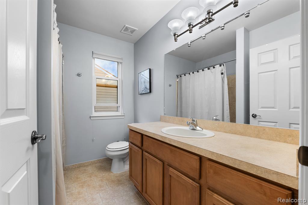 50425 Corey Avenue, Chesterfield, MI — Photo 20