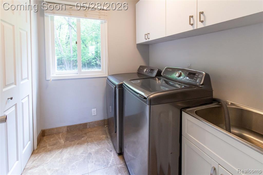 6910 Leytonstone Boulevard, West Bloomfield, MI — Photo 32