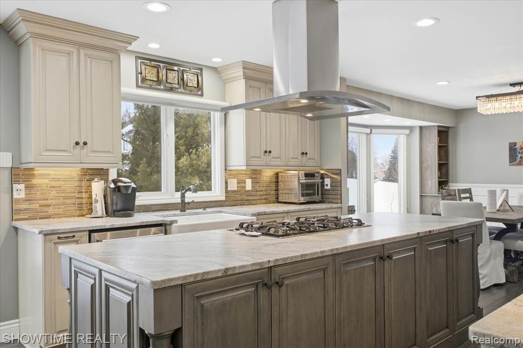 4157 Springbrook Drive, Sterling Heights, MI 48314 — Photo 20