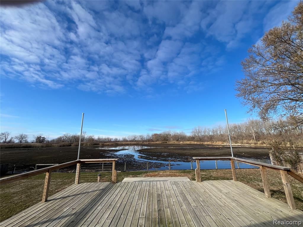 35754 Erie Drive, Brownstown, MI — Photo 27
