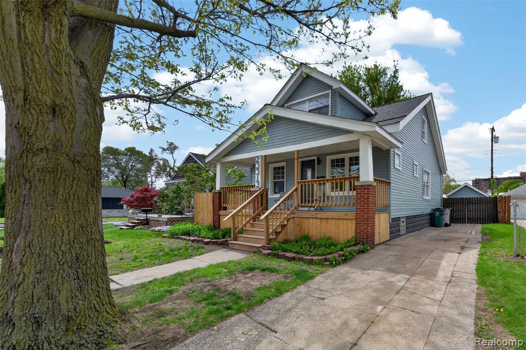 23313 Carlisle Avenue, Hazel Park, MI 48030 — front exterior