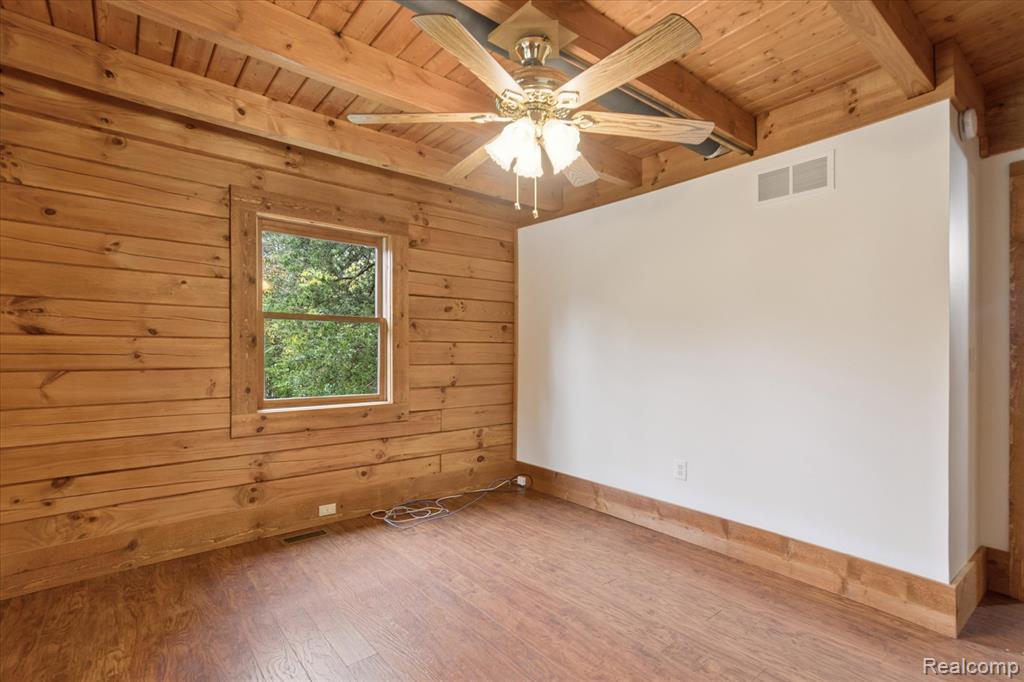 9797 Rolling Pines Drive, Brighton, MI 48116 — Photo 17