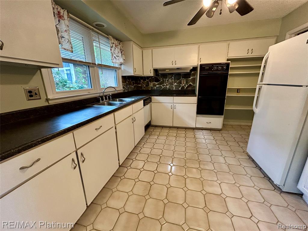 903 State Street, Brighton, MI 48116 — Photo 19